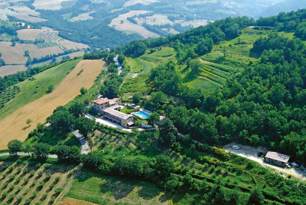 Le Torracce Agriturismo Olistico Otel Valfabbrica Dış mekan fotoğraf