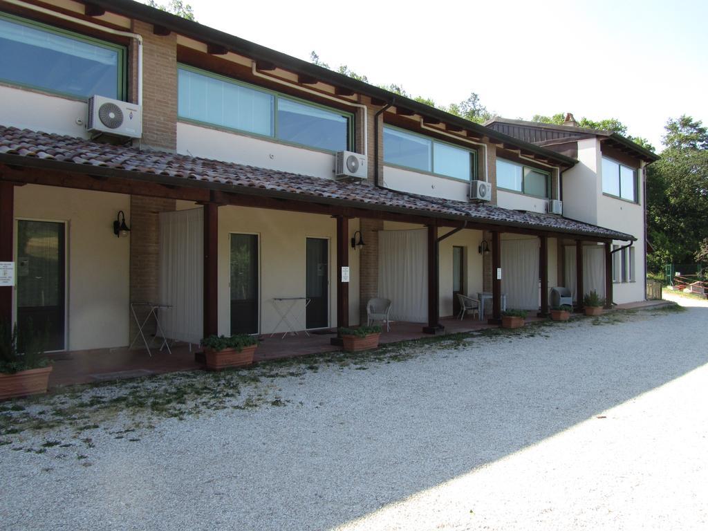 Le Torracce Agriturismo Olistico Otel Valfabbrica Dış mekan fotoğraf