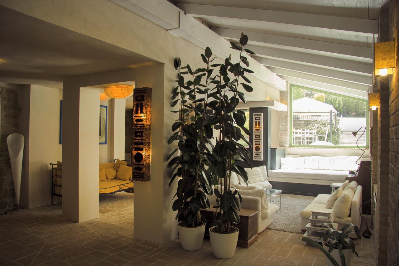 Le Torracce Agriturismo Olistico Otel Valfabbrica Dış mekan fotoğraf